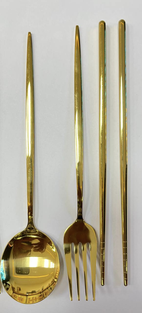 ست قاشق چنگال چاپستیک طلایی دسته چوبی چاپستیک چوبی⚜️ کد 1219