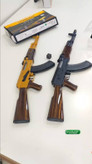تفنگ AK47 کلاشینکف نیمه فلزی گیربکس فلزی باتری 7.4 آمپر بالا مطابق اندازه واقعی1.1 تیر ژله ای 7.8 تک تیر برقی خشاب برقی رگباری قدرتی سرعتی شرکت اصلی لانچر Hani کیفیت عالی مدل اصلی رگباری شارژی با 5 هزار تیر ژله ای هدیه ارسال فوری و رایگان