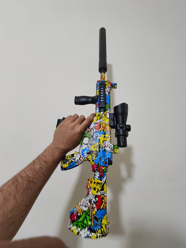 تفنگ تیر ژله ای M16 نود 90 سانتی متری با چراغ RGB کنار تفنگ / تفنگ تیر ژله ای رگباری شارژی دوربین دار دسته دار M416 رگباری شارژی با 5 هزار تیر ژله ای هدیه و ارسال رایگان