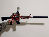 تفنگ M16 تیر ژله ای رگباری شارژی با نور RGB بزرگ 85 سانتی متری ارسال فوری شرکت اصلی فروش ویژه و بسیار فوری فقط تا 16 مرداد